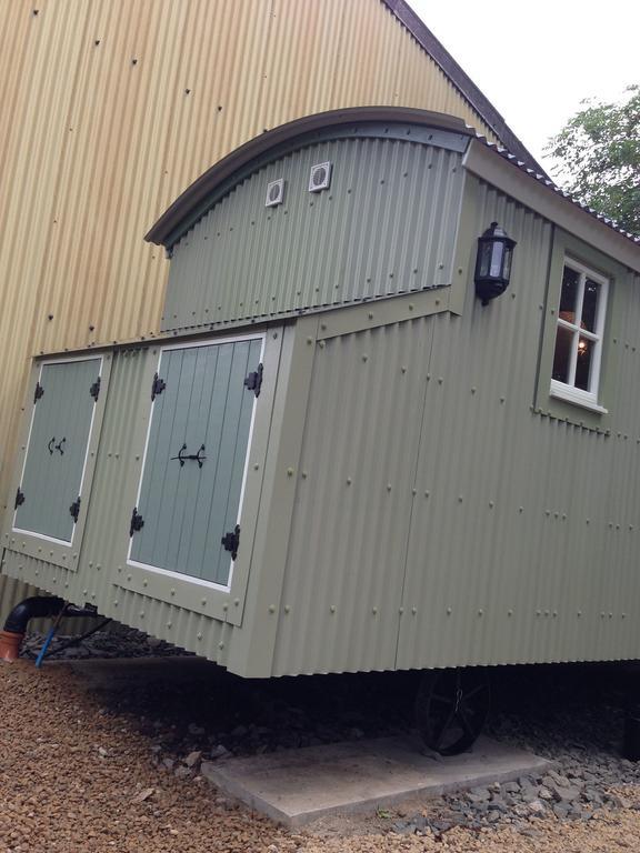 Posh Huts Farmstay Falstone المظهر الخارجي الصورة